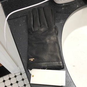NWT Tory Burch Leather Gloves.